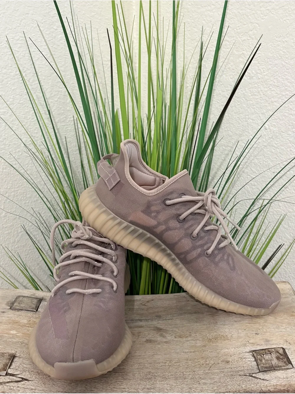 Adidas Yeezy Boost 350 V2 Mono Mist Sneakers
